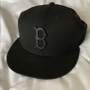 9FIFTY black on black Boston Red Sox SnapBack